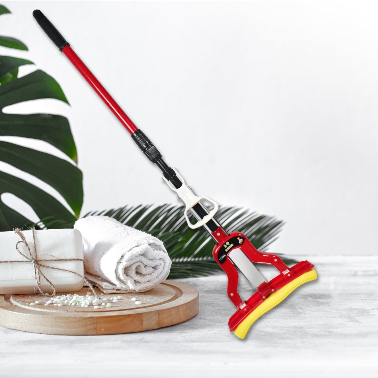 Dry cleaning microfiber mop with steel rod