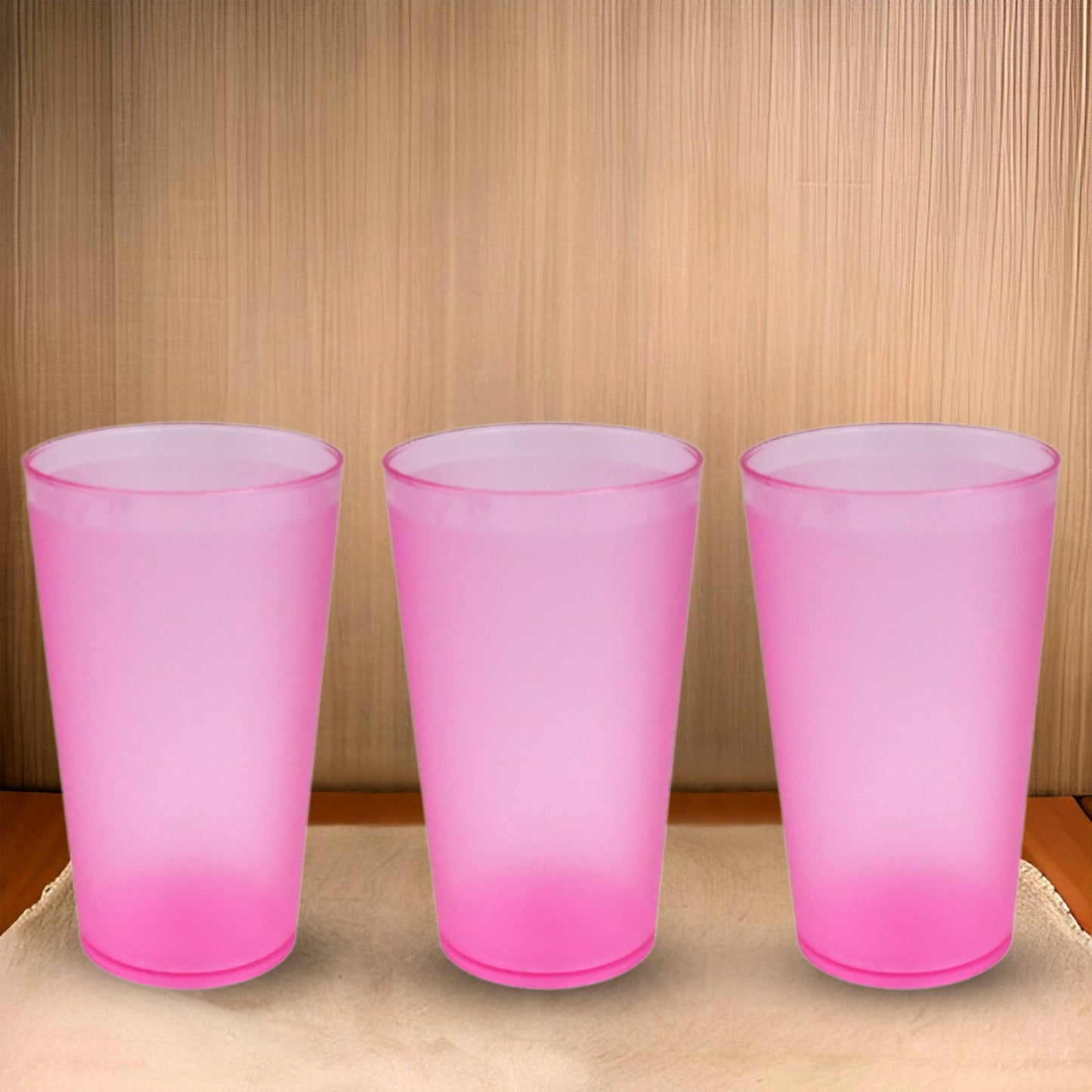 Versatile set of 6 large glasses for refreshing drinks at home or office.