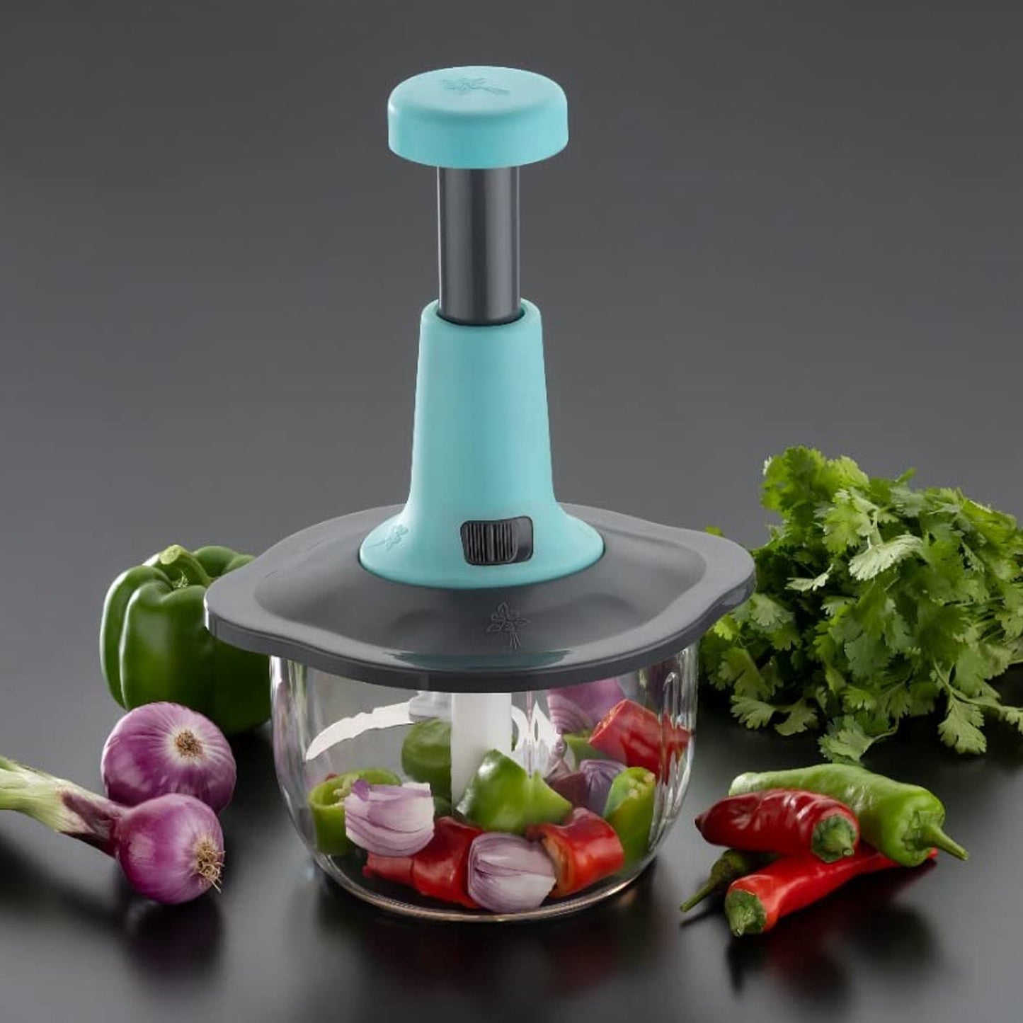 Manual food chopper