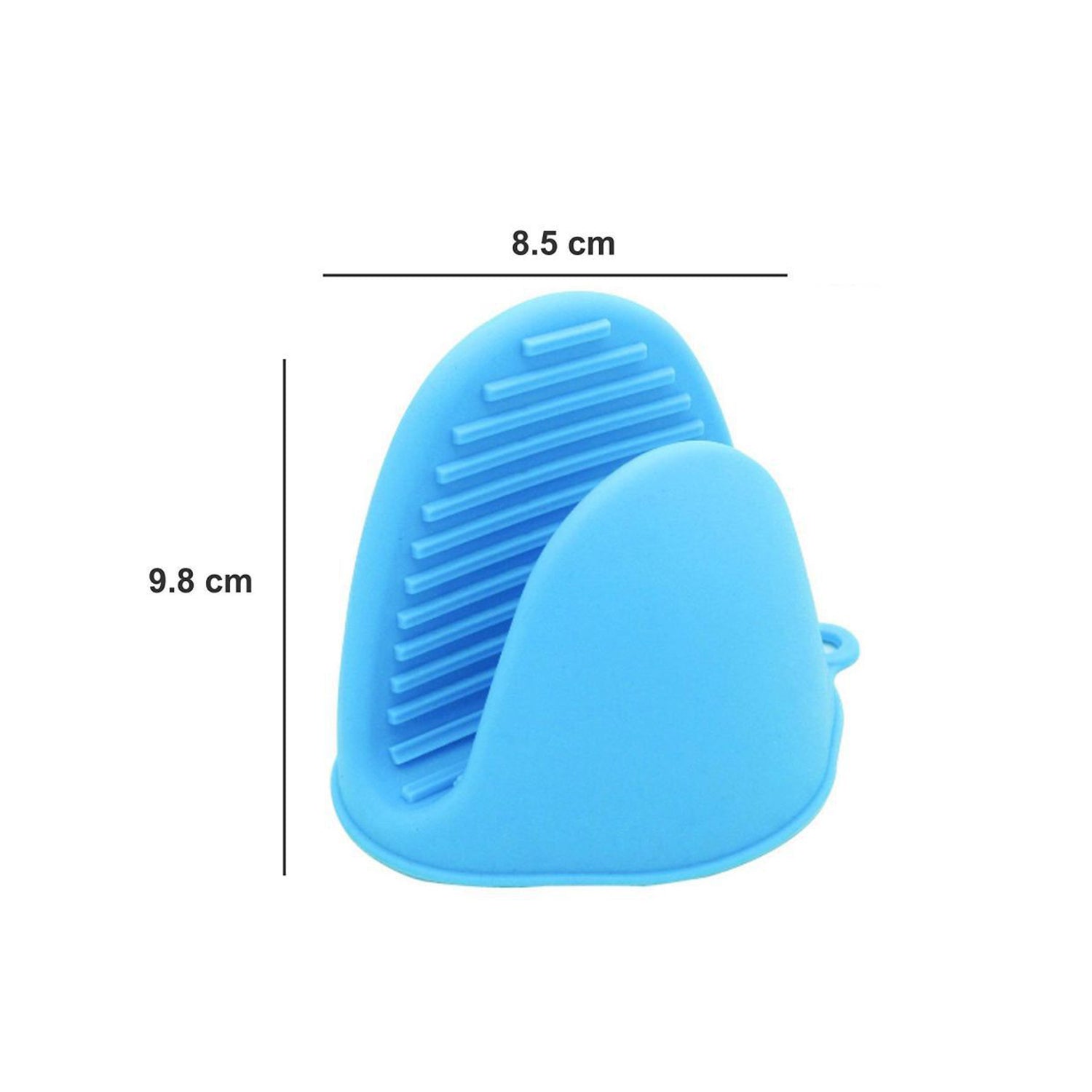 Silicone potholder with a patterned grip for secure handling