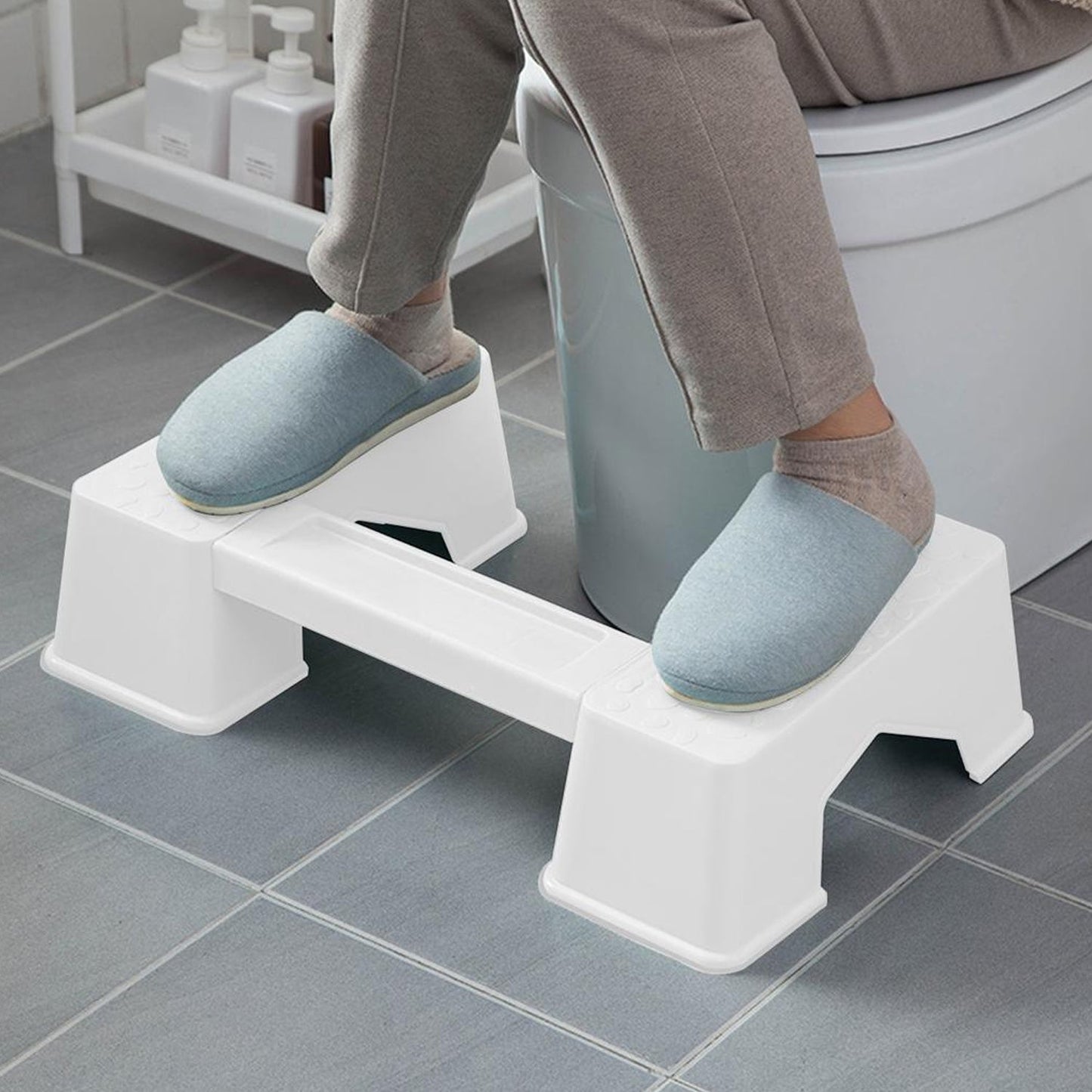 Foldable toilet stool