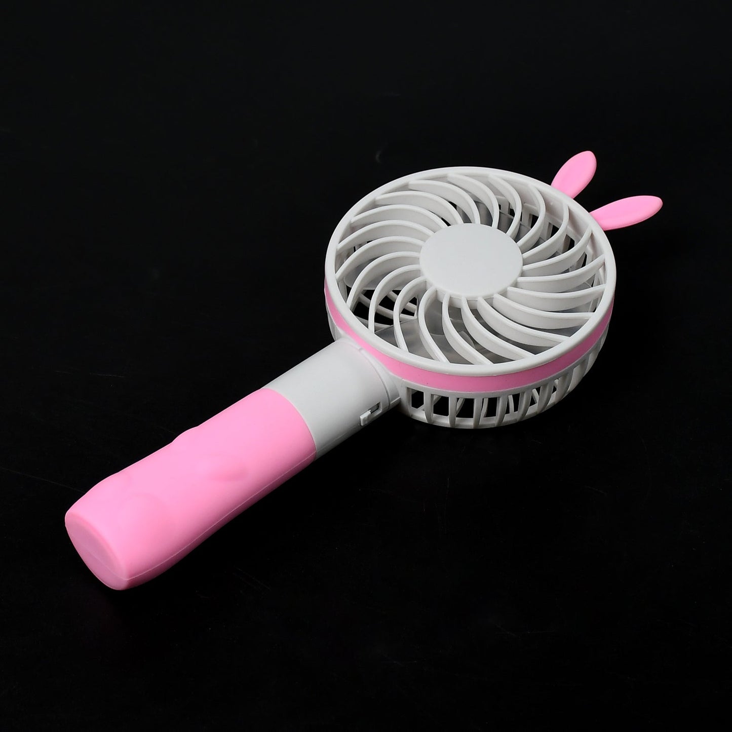 Rabbit fan with accessories