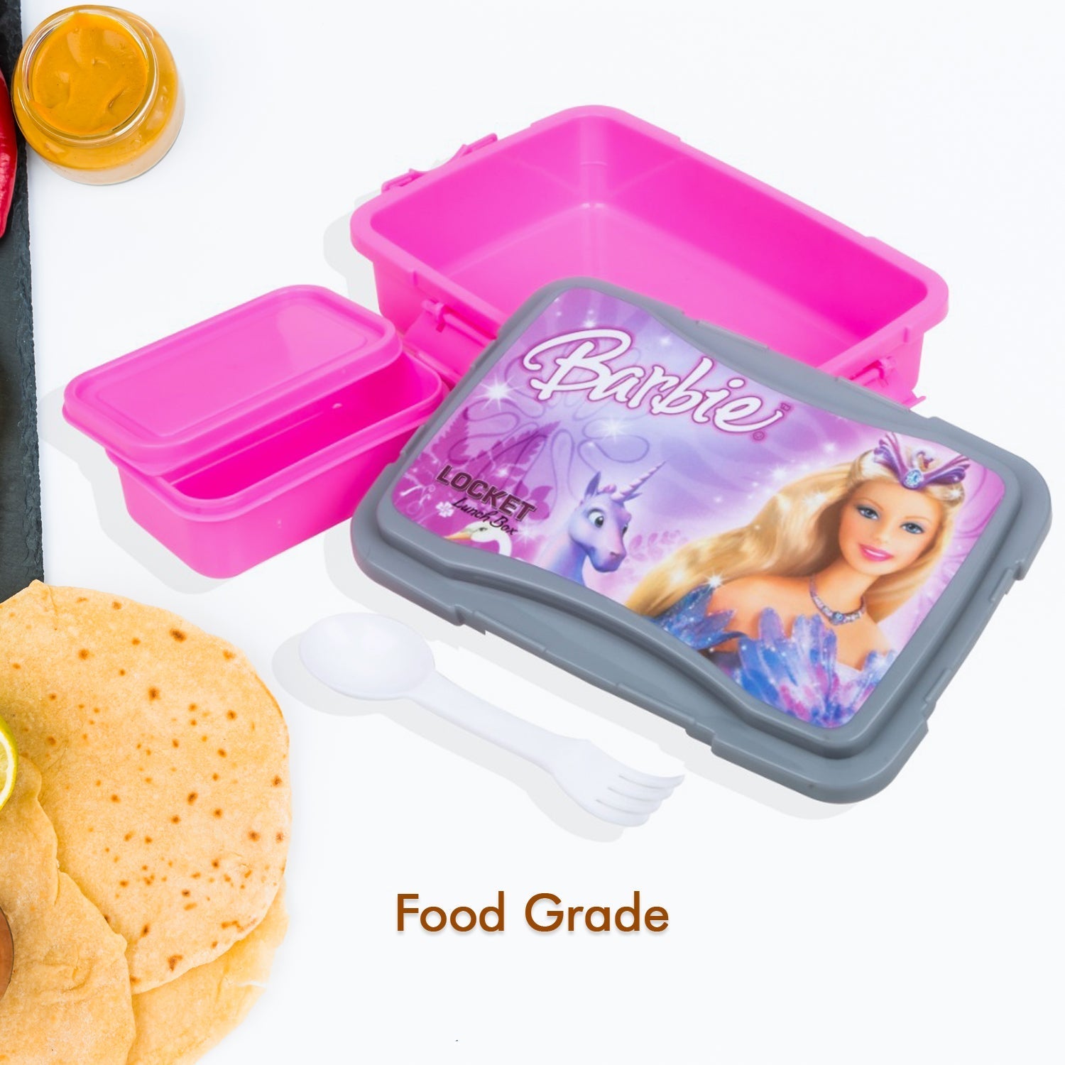 Lunch box with handle