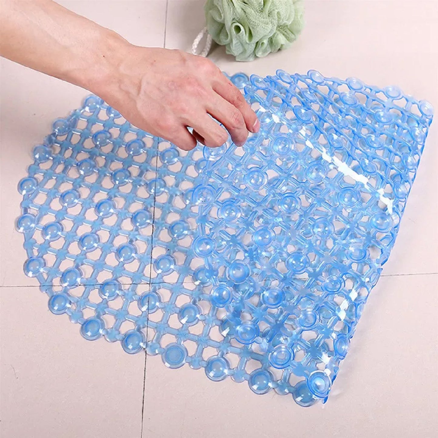 Anti-slip soft rubber bath mat, antibacterial and machine washable.